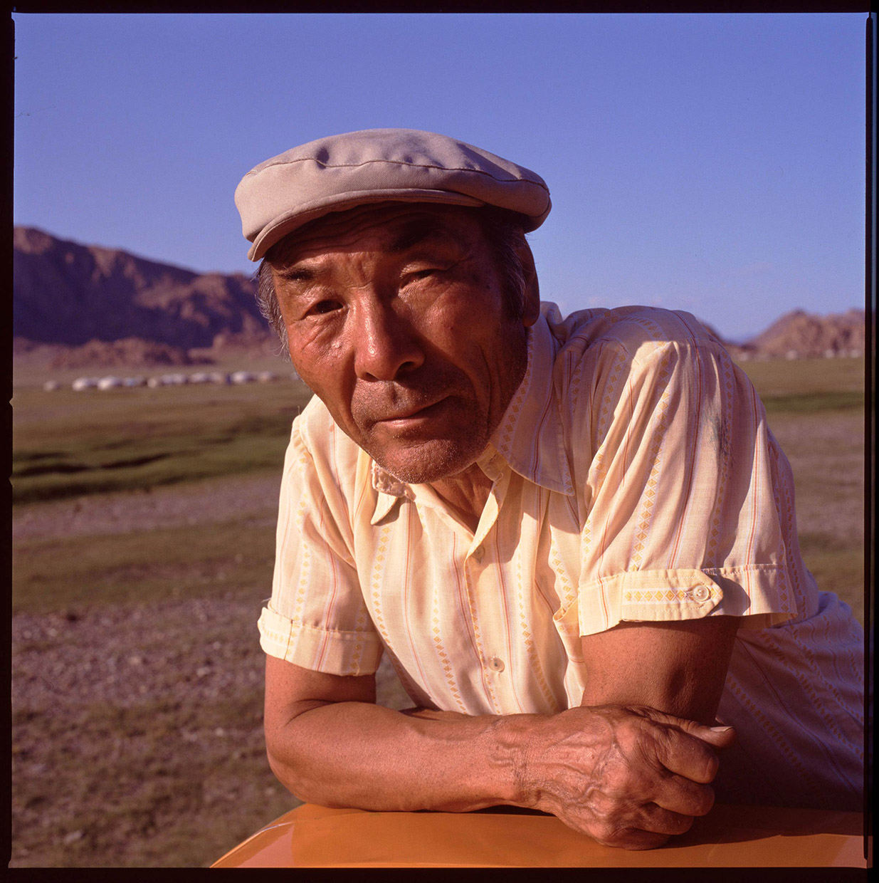 Mongolia_Hovd_Buyant-Valley_driver_LR