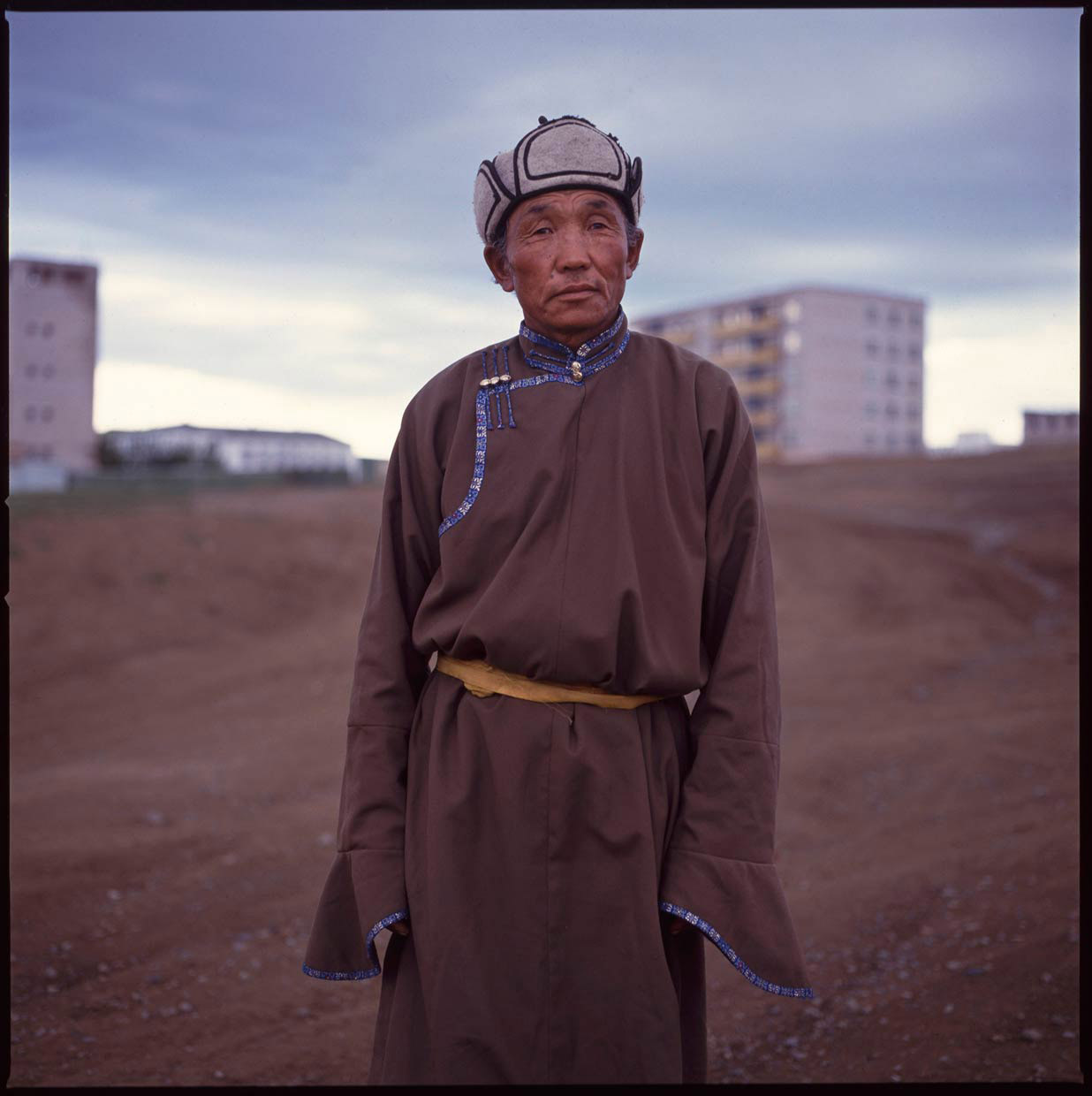 man-in-trad-del_outskirts-Ulaanbaatar